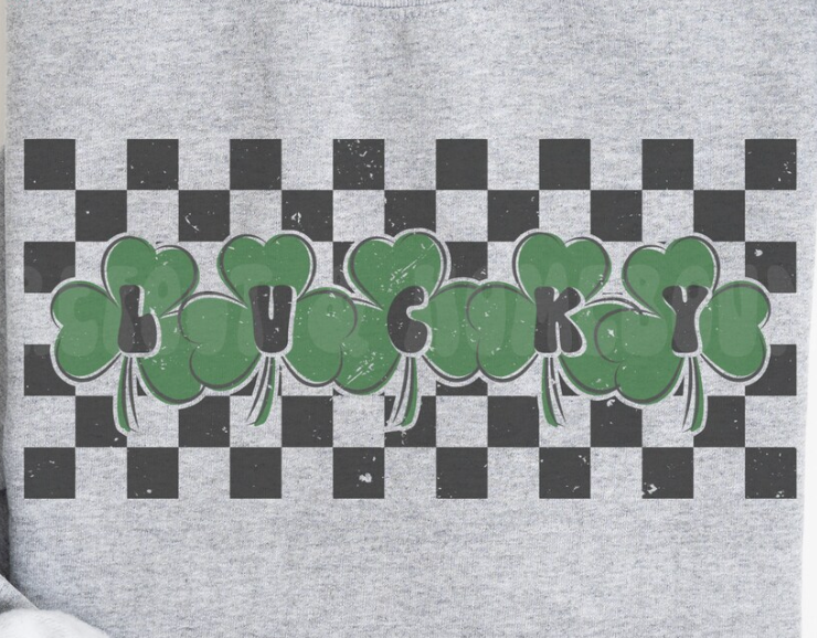 🍀 CHECKERED CHARM & SHAMROCK STYLE! 🍀