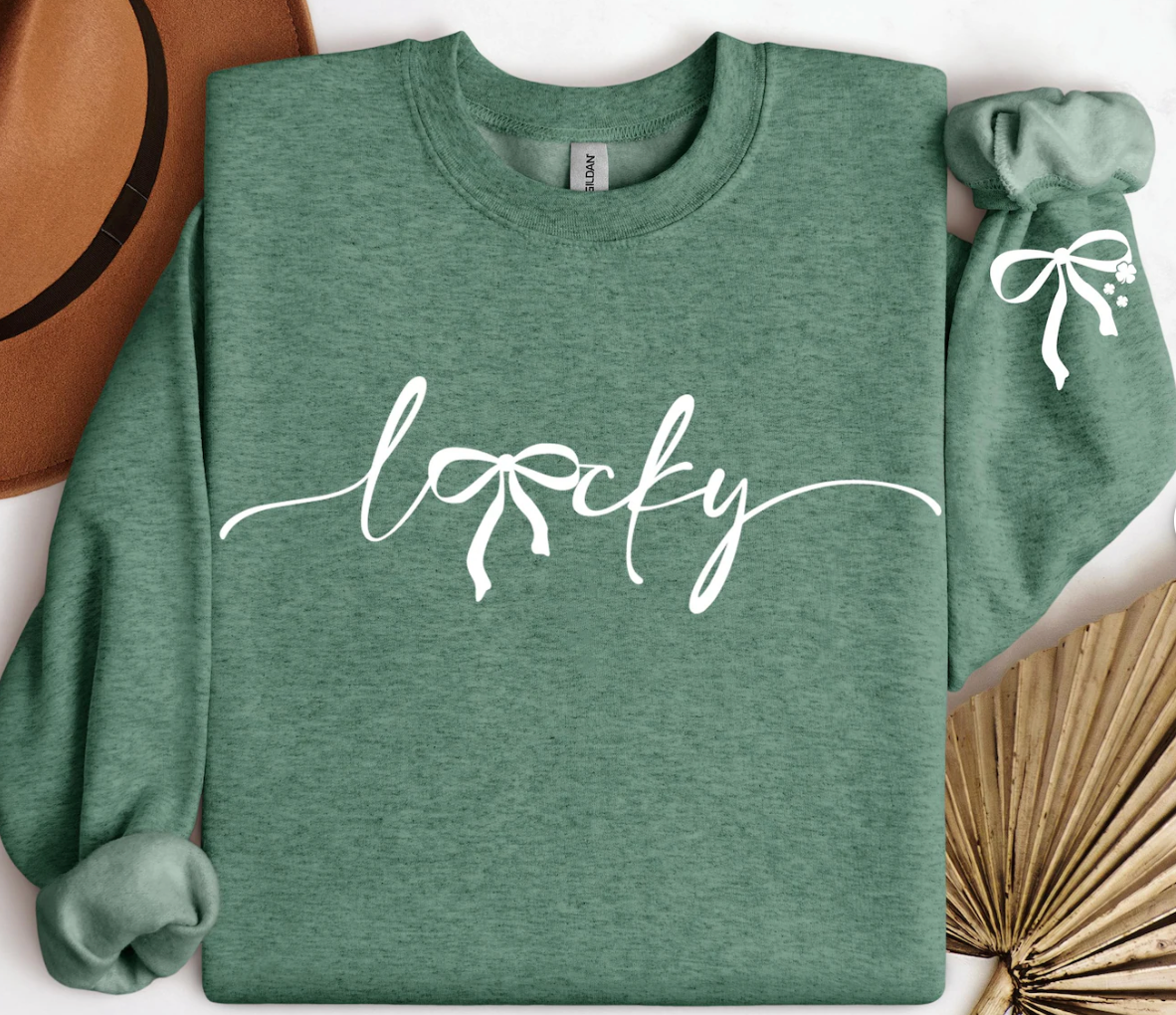 🍀 BOWS, LUCK, AND STYLE! 🍀